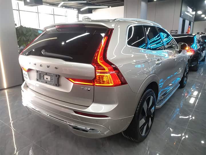 Фото 7 - Volvo XC60 Hybrid