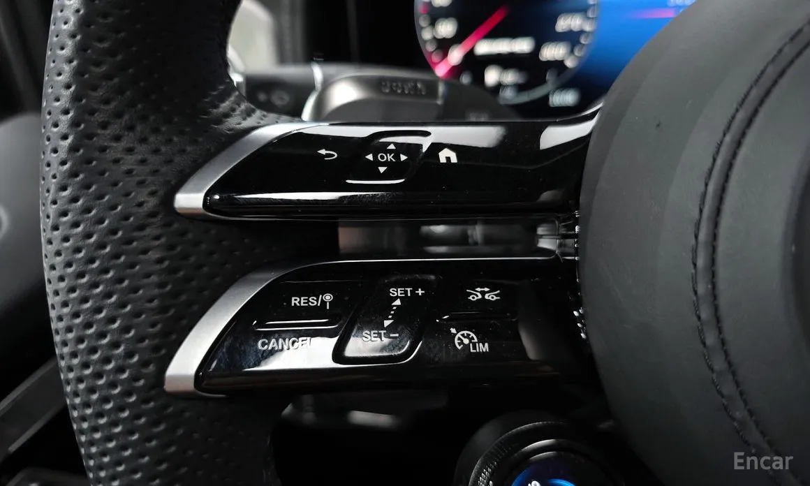 Фото 18 - Mercedes-Benz G-Class