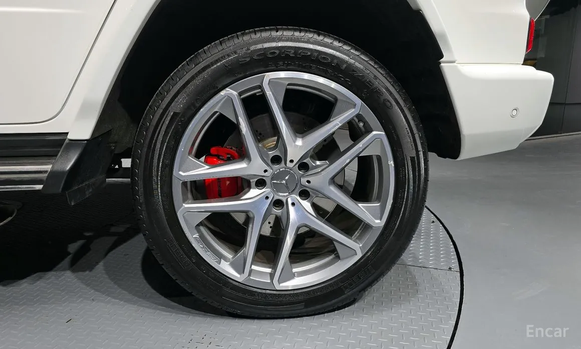 Фото 5 - Mercedes-Benz G-Class