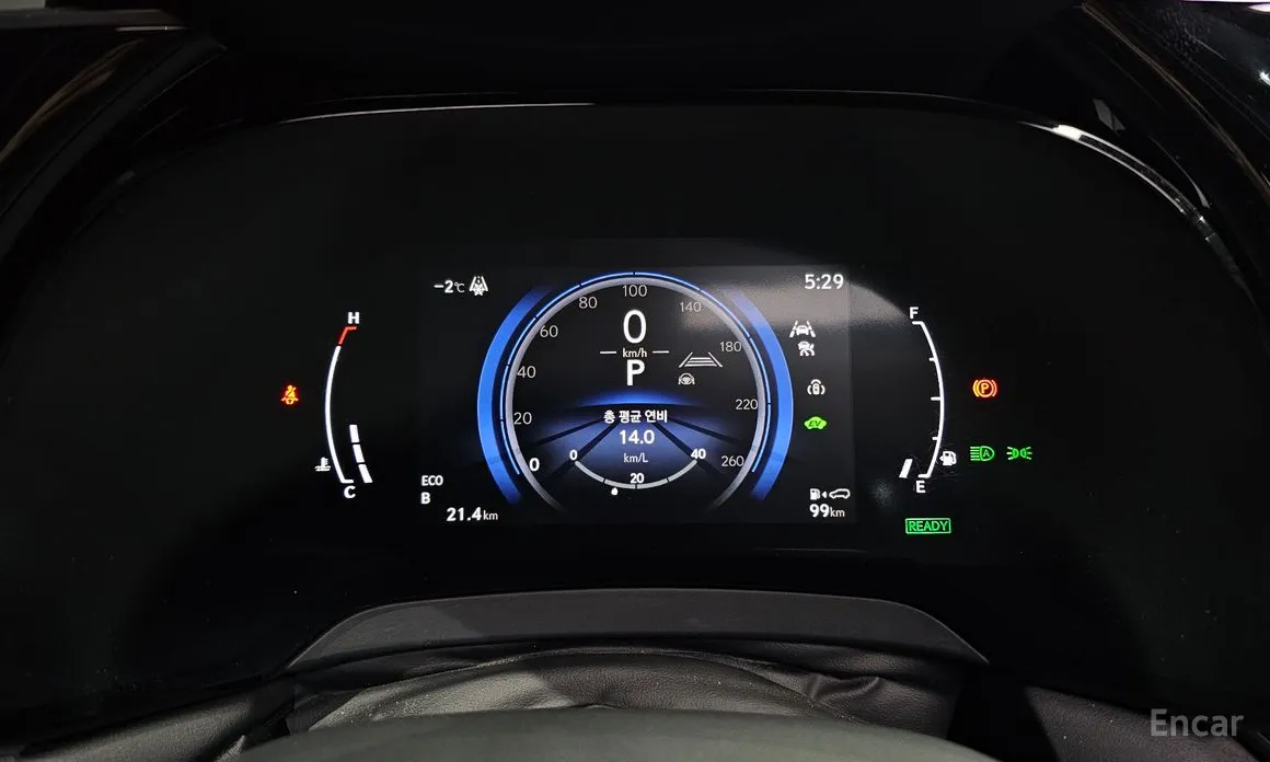 Фото 8 - Lexus RX