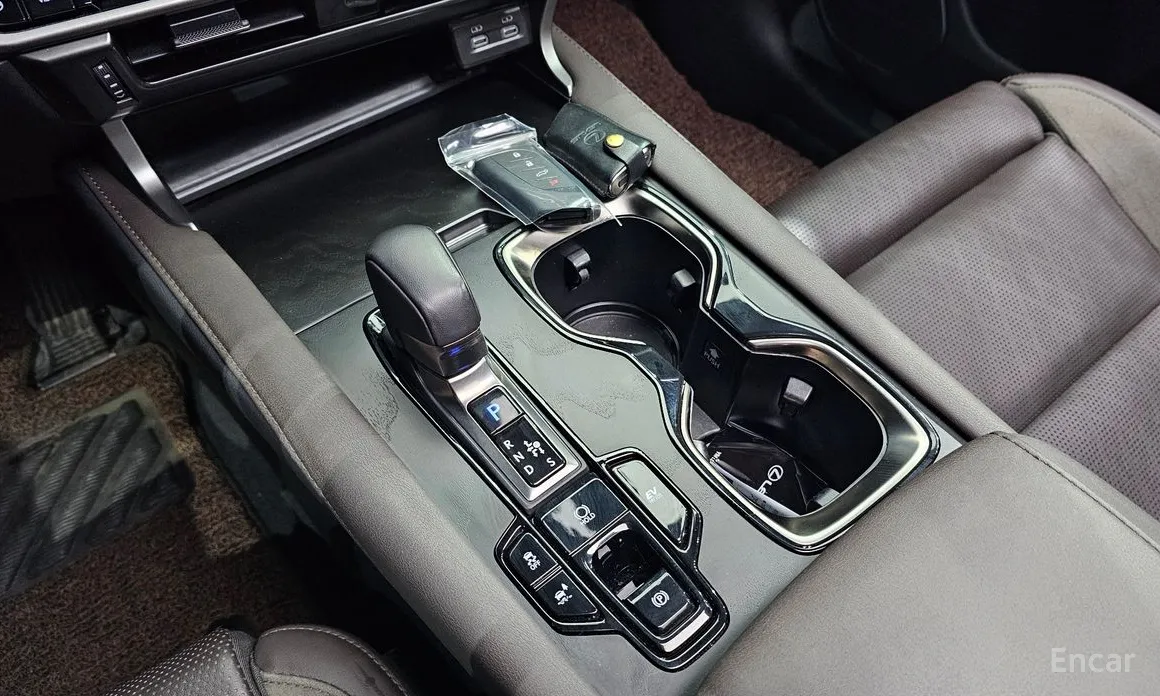 Фото 9 - Lexus RX