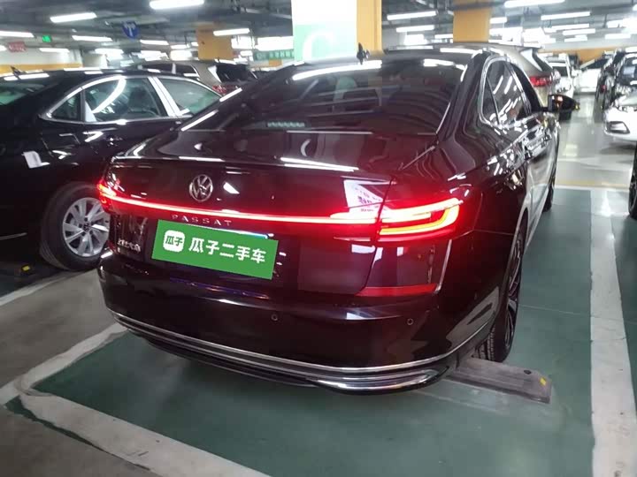 Фото 6 - Volkswagen Passat