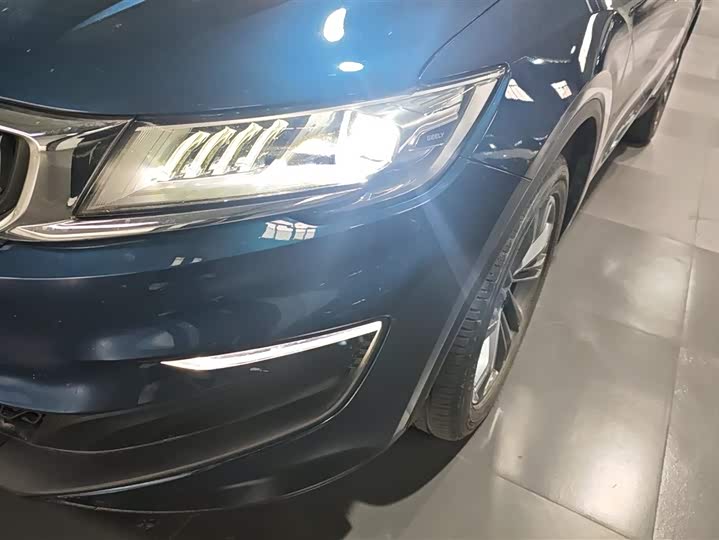 Фото 5 - Geely Jiaji