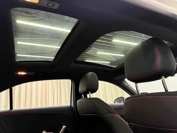 Фото 8 - Mercedes-Benz A-Class