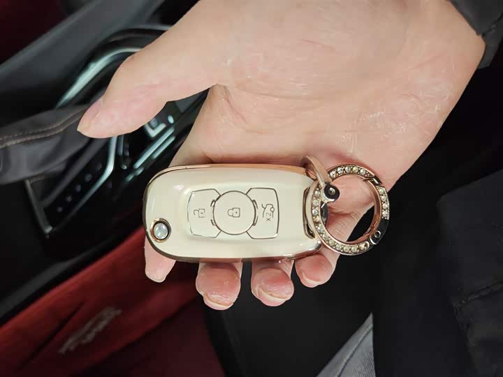 Фото 9 - Buick Verano