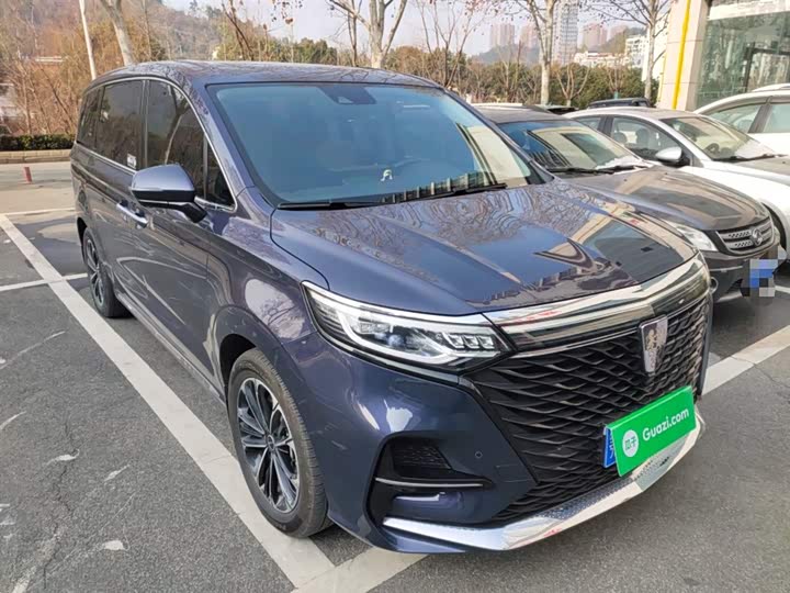 Фото 4 - Roewe iMax 8