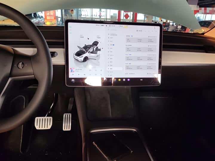 Фото 6 - Tesla Model Y