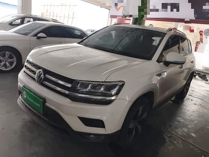 Фото 2 - Volkswagen Tharu