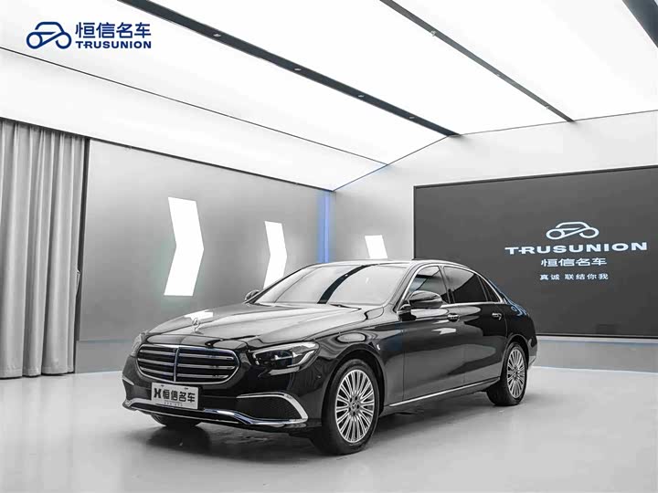 Фото 1 - Mercedes-Benz E-Class