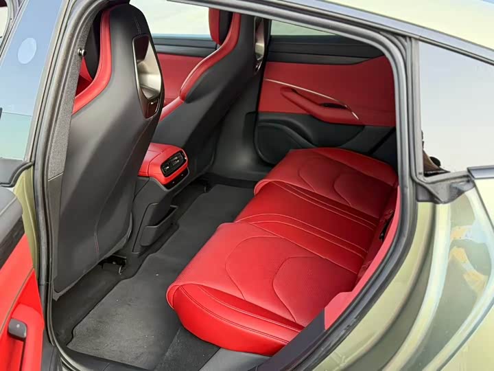 Фото 8 - Xiaomi SU7