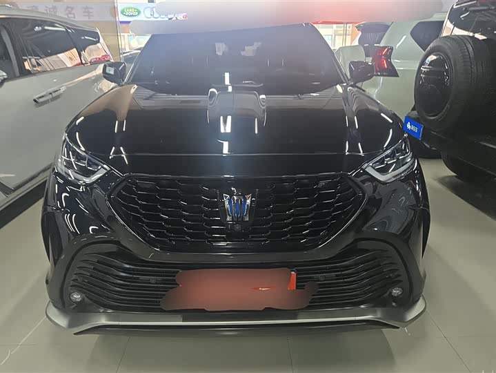 Фото 2 - Toyota Crown Kluger