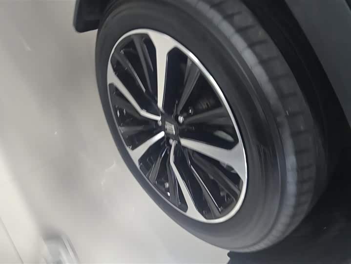 Фото 6 - Toyota Crown Kluger