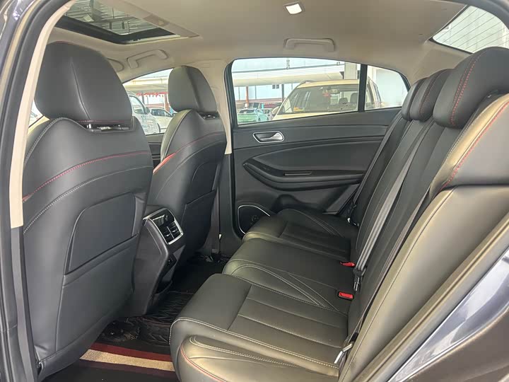 Фото 8 - Chery Omoda S5 (Arrizo 5 Plus)