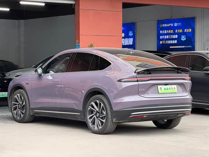 Фото 9 - Nio EC6