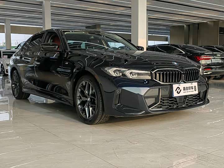 Фото 3 - BMW 3 Series