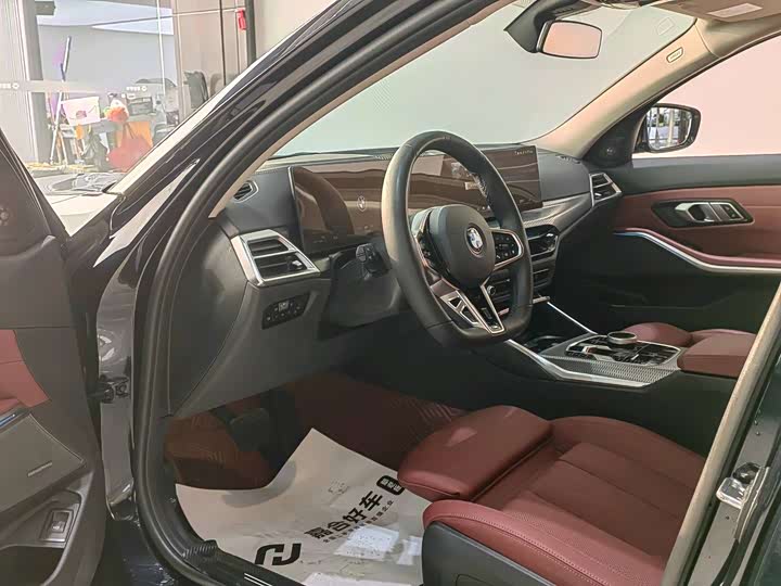 Фото 5 - BMW 3 Series