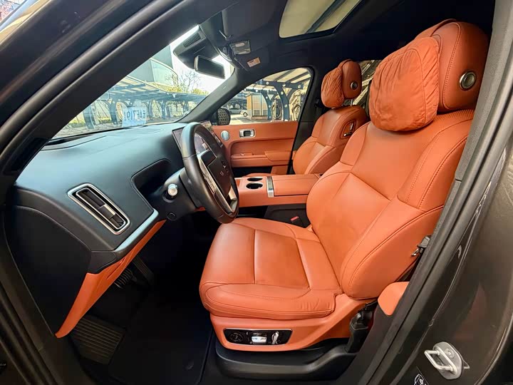 Фото 7 - LiXiang L9