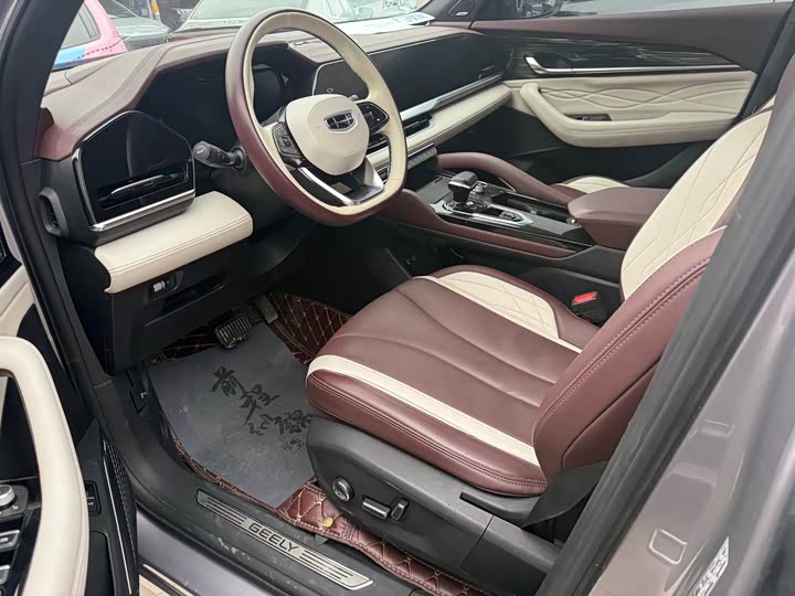 Фото 4 - Geely Monjaro