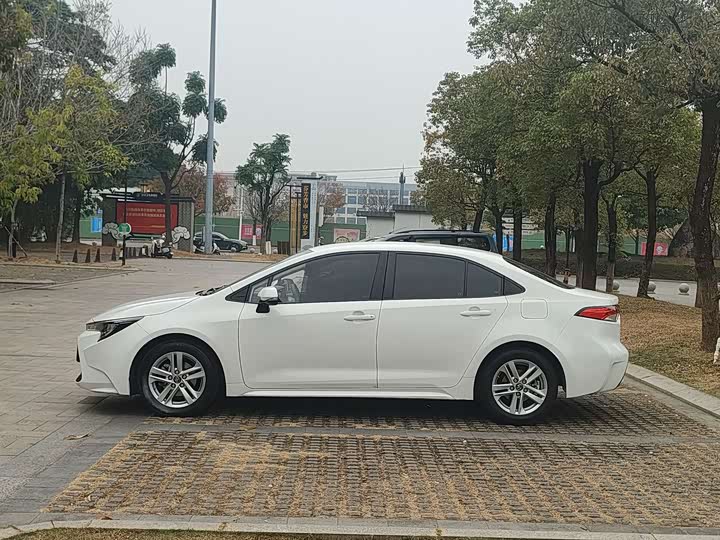 Фото 5 - Toyota Levin