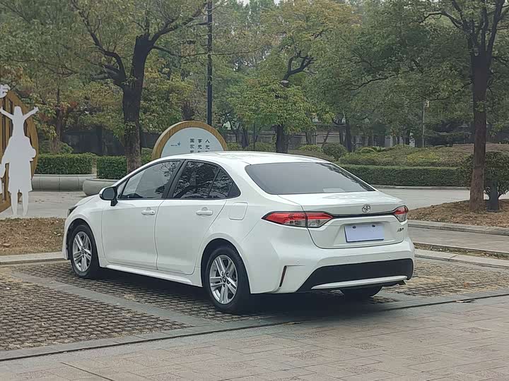 Фото 8 - Toyota Levin