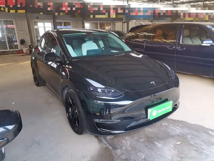 Фото 4 - Tesla Model Y