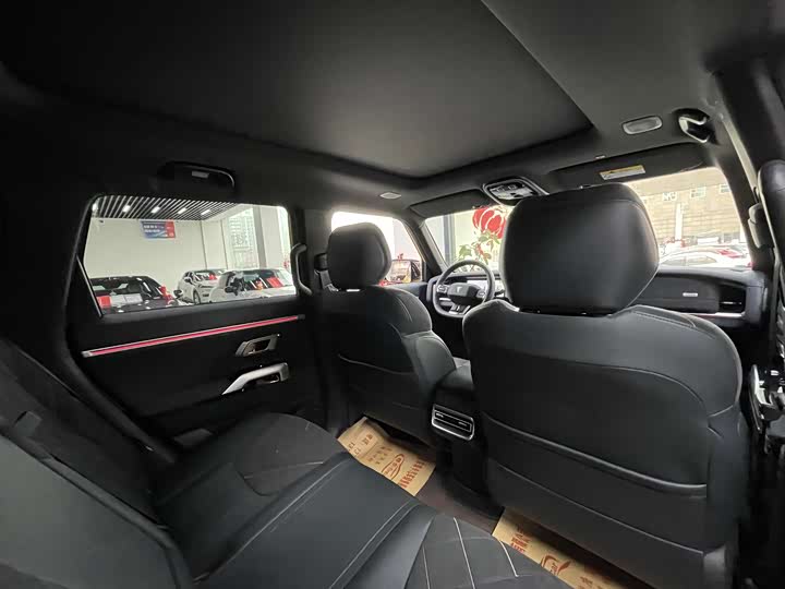 Фото 8 - Changan Deepal G318