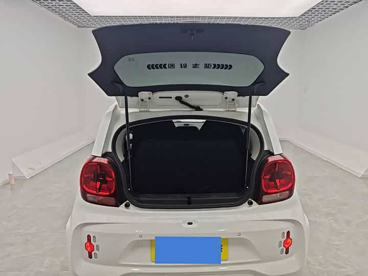 Фото 9 - Roewe Clever