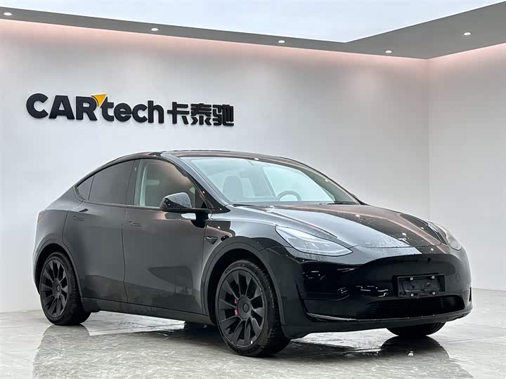 Фото 6 - Tesla Model Y