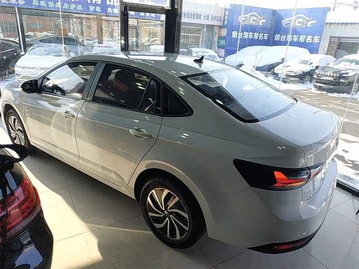 Фото 5 - Volkswagen Lavida