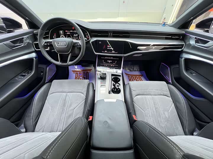 Фото 6 - Audi A6L