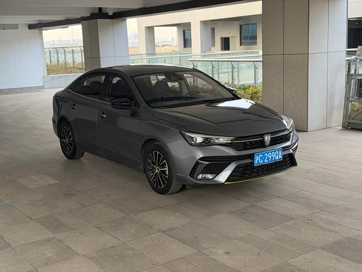 Фото 3 - Roewe i5