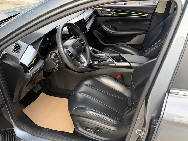 Фото 7 - Roewe i5