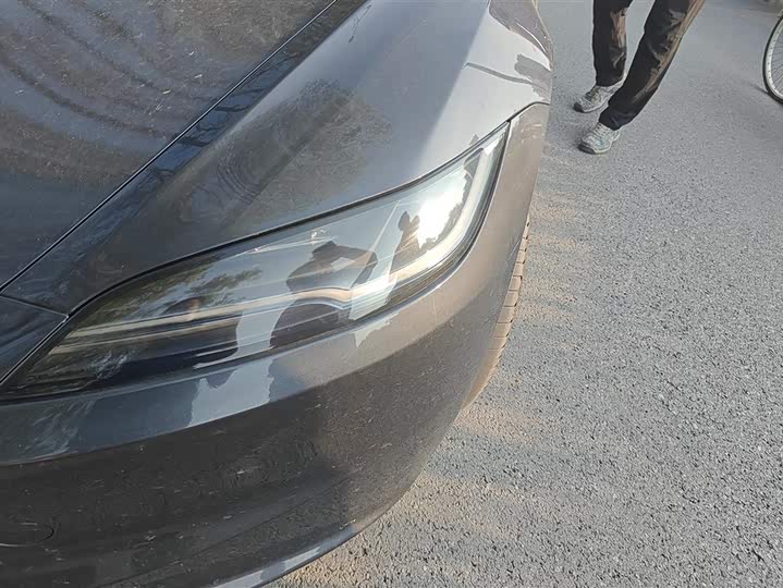 Фото 5 - Tesla Model 3