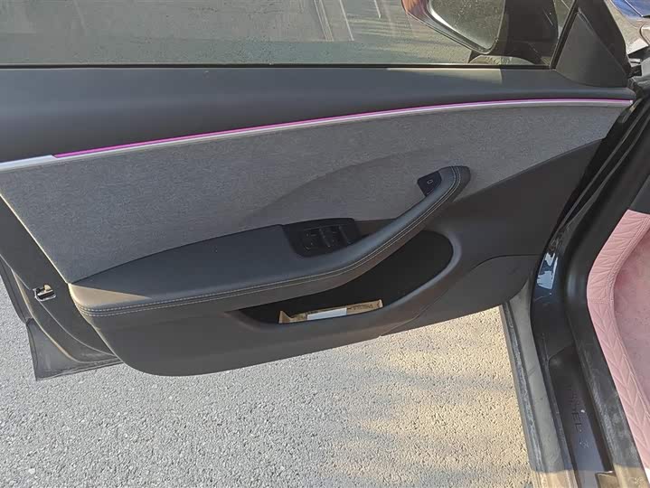 Фото 7 - Tesla Model 3