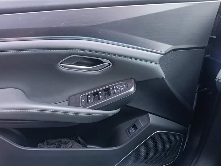 Фото 7 - BYD Song L DM-i Hybrid