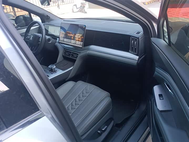 Фото 8 - BYD Song L DM-i Hybrid