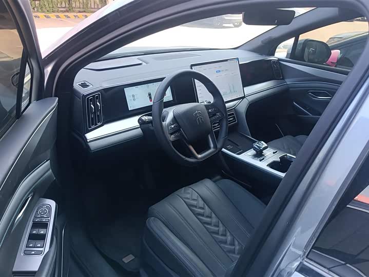 Фото 9 - BYD Song L DM-i Hybrid