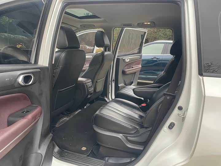 Фото 9 - GAC Trumpchi M6