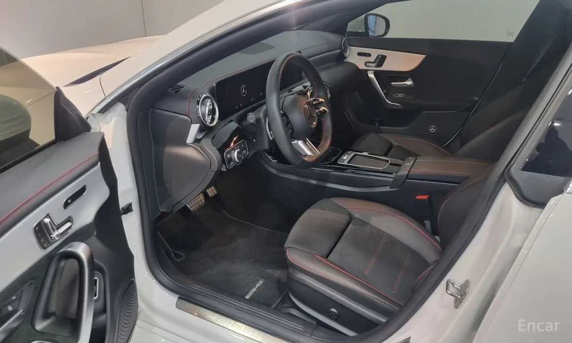 Фото 11 - Mercedes-Benz CLA-Class