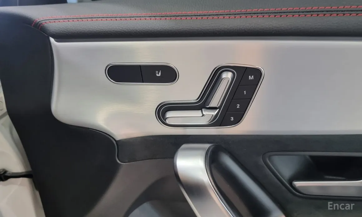 Фото 15 - Mercedes-Benz CLA-Class