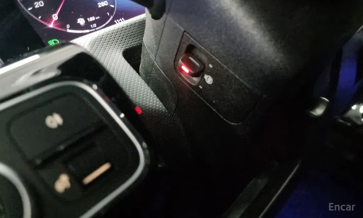 Фото 16 - Mercedes-Benz CLA-Class