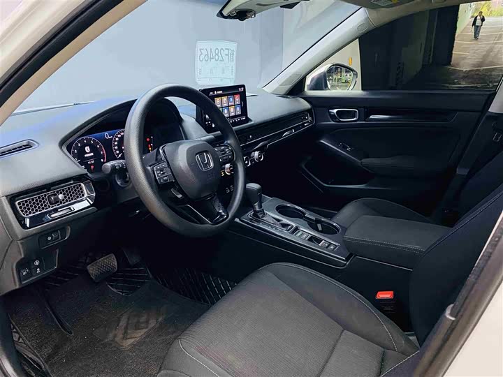 Фото 4 - Honda Civic