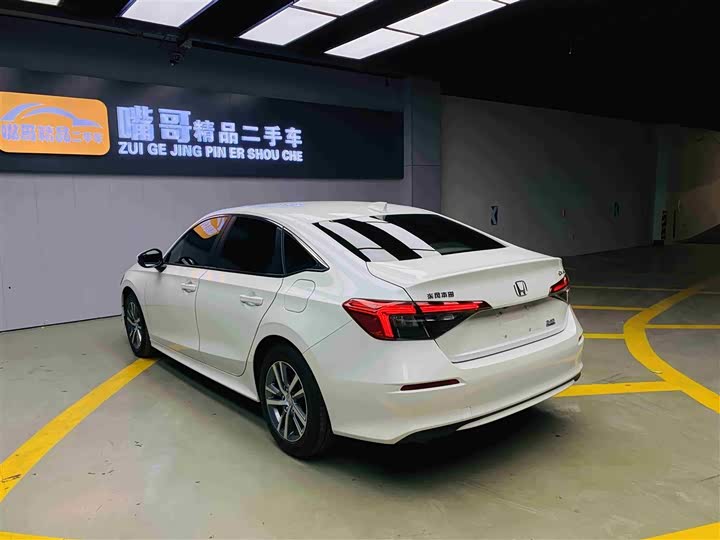 Фото 9 - Honda Civic