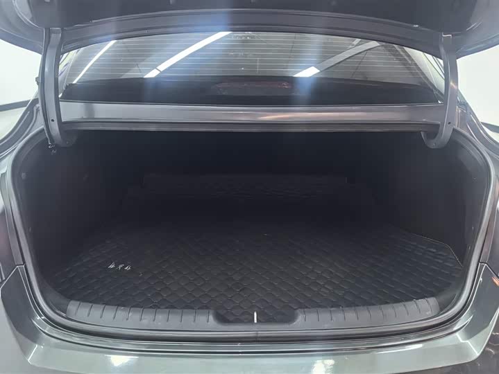 Фото 4 - Hyundai Elantra N line