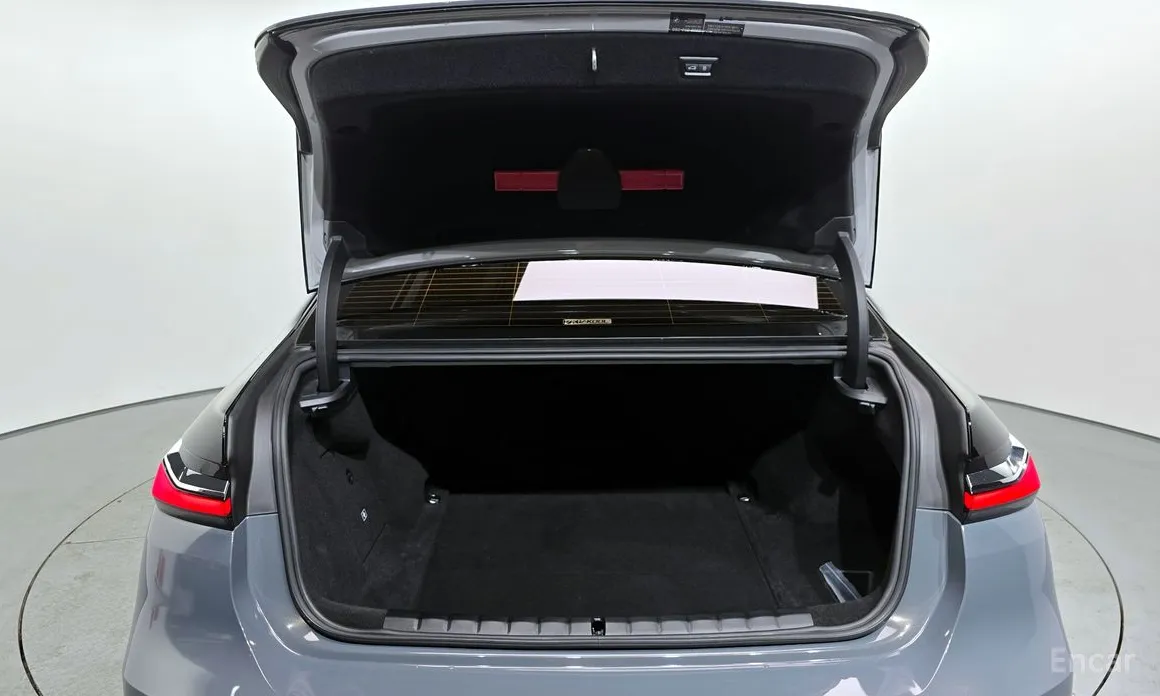 Фото 20 - BMW i7