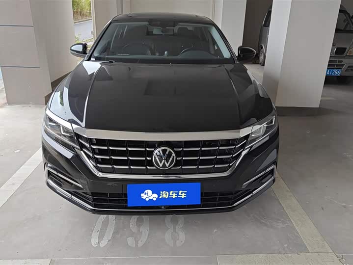 Фото 2 - Volkswagen Passat