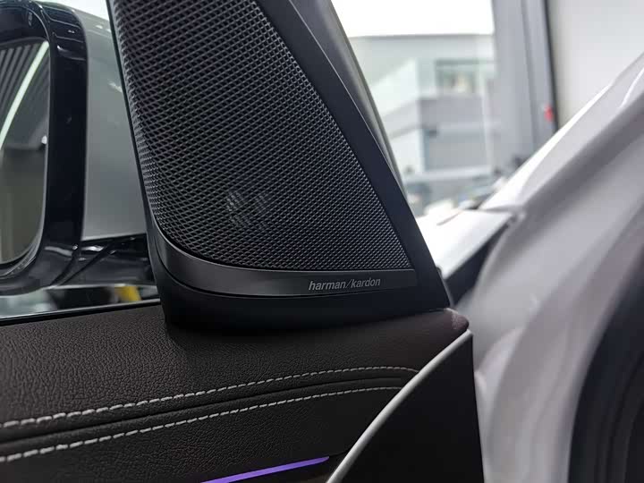 Фото 6 - BMW 5 Series