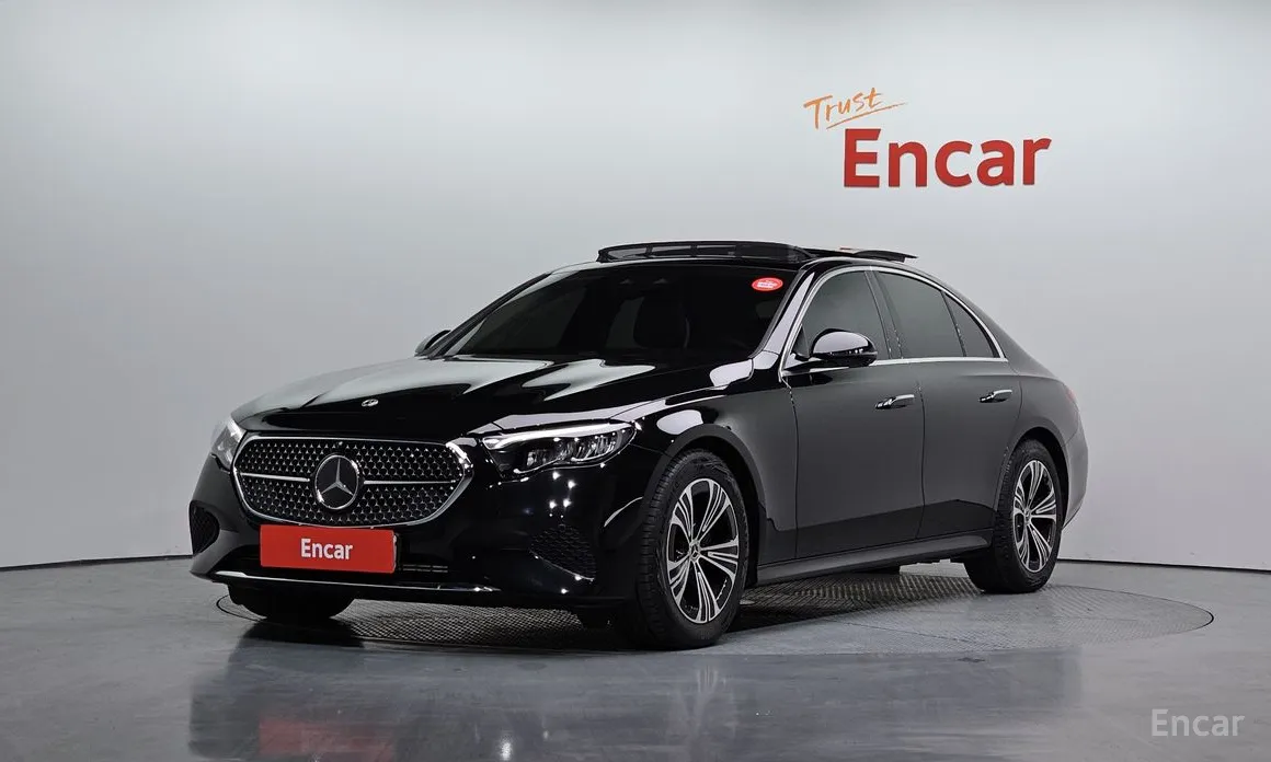 Фото 1 - Mercedes-Benz E-Class