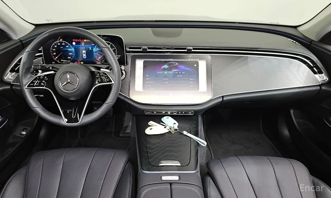 Фото 7 - Mercedes-Benz E-Class