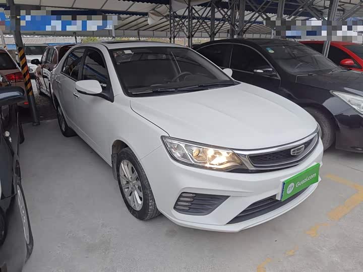 Фото 4 - Geely Vision